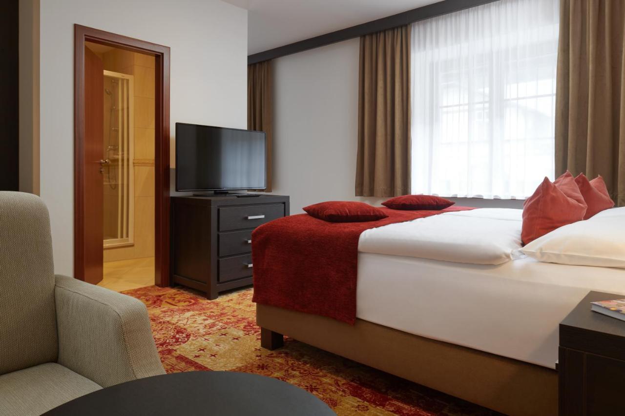 Hotel Singer Ludvíkov Eksteriør billede